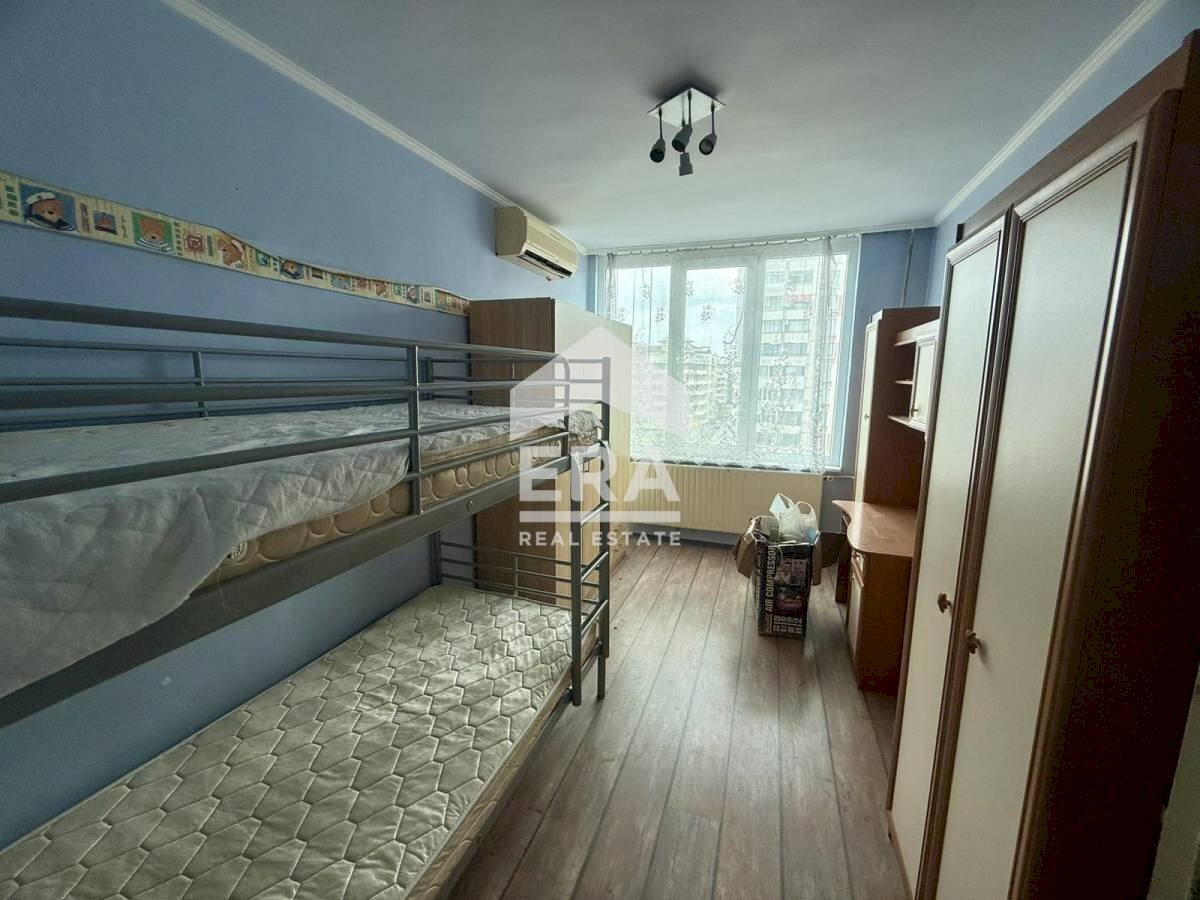 Тристаен Кольо Фичето, Велико Търново - фото 1