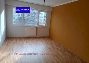Тристаен София (квартал Гоце Делчев) - фото 1