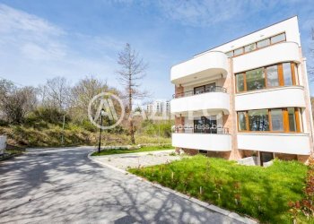 Independent house Balchik city, Dobrich - photo 1