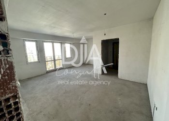Trilocale Sofia (zona Редута) - foto 1