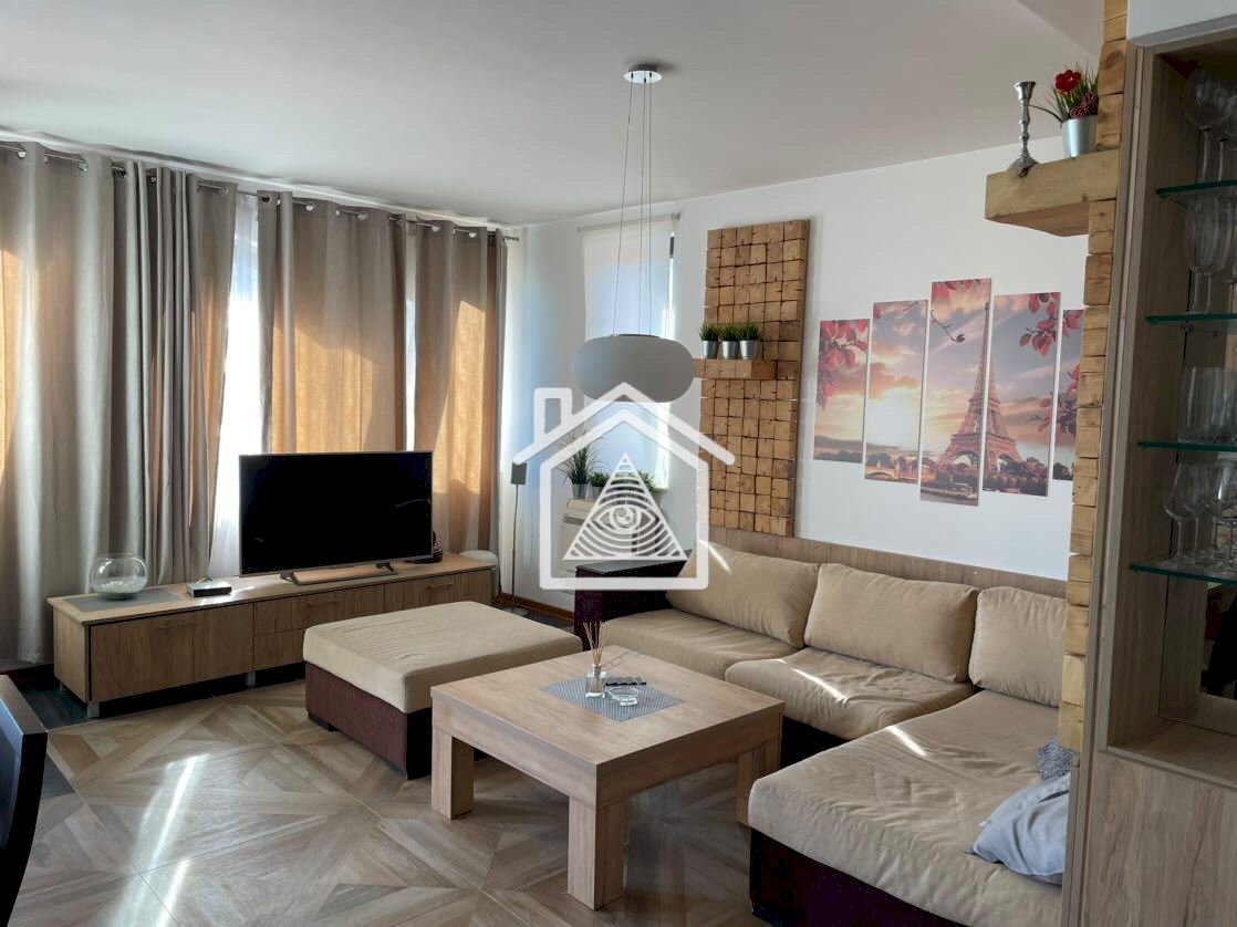Three-room apartment Plovdiv (neighborhood Център) - photo 1