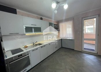 Trilocale Varna (zona Левски 1) - foto 1