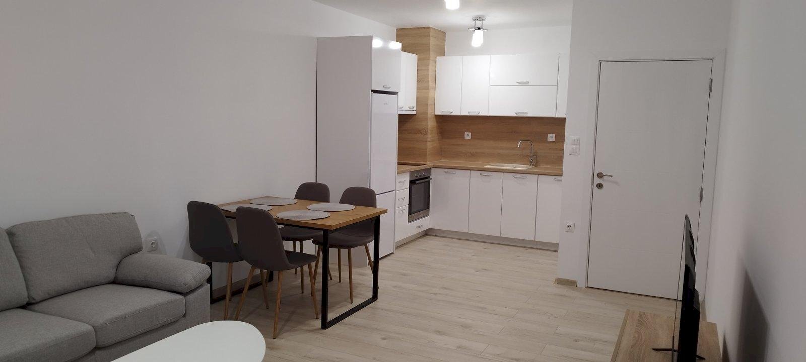 One-room apartment Plovdiv (neighborhood Остромила) - photo 1