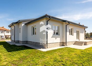 Independent house Rodopi - photo 1