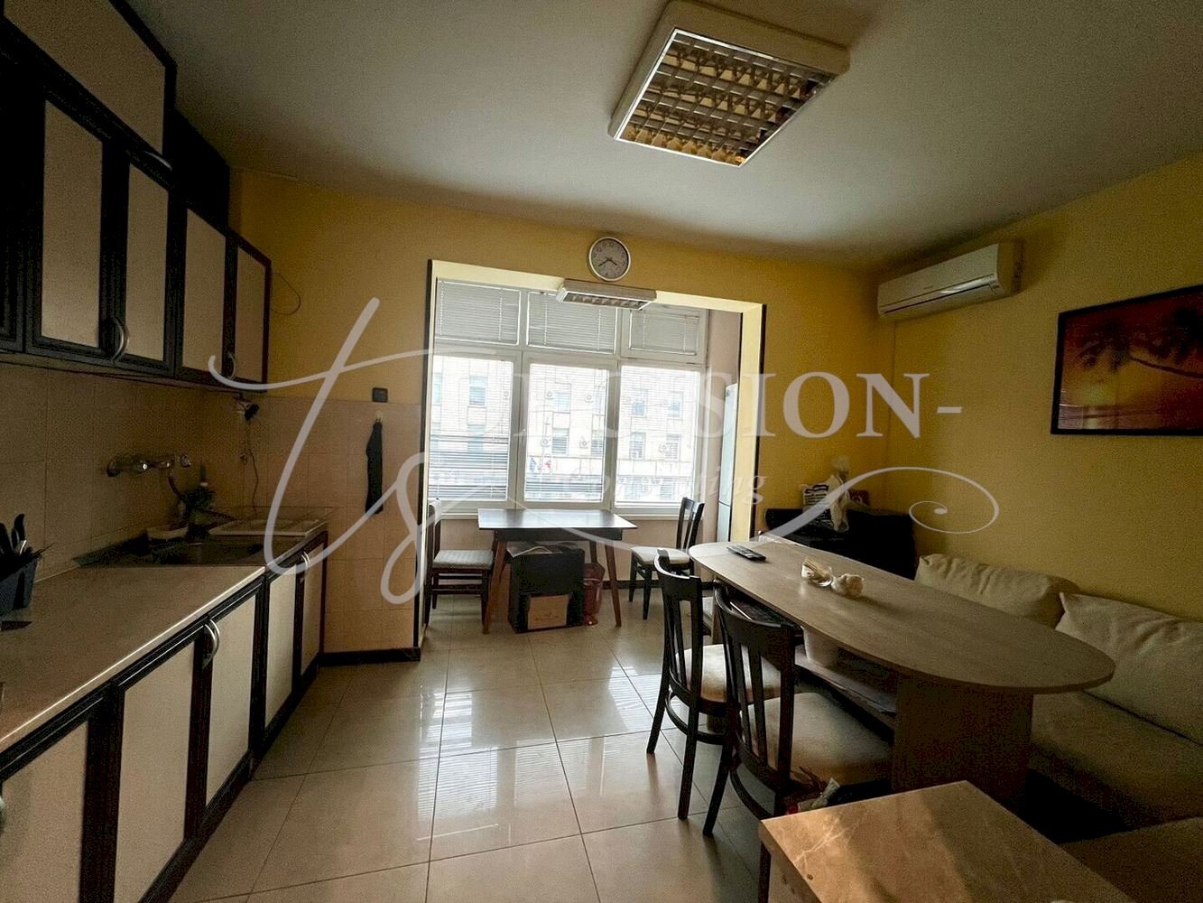 Trilocale Veliko Tarnovo (zona Център) - foto 1