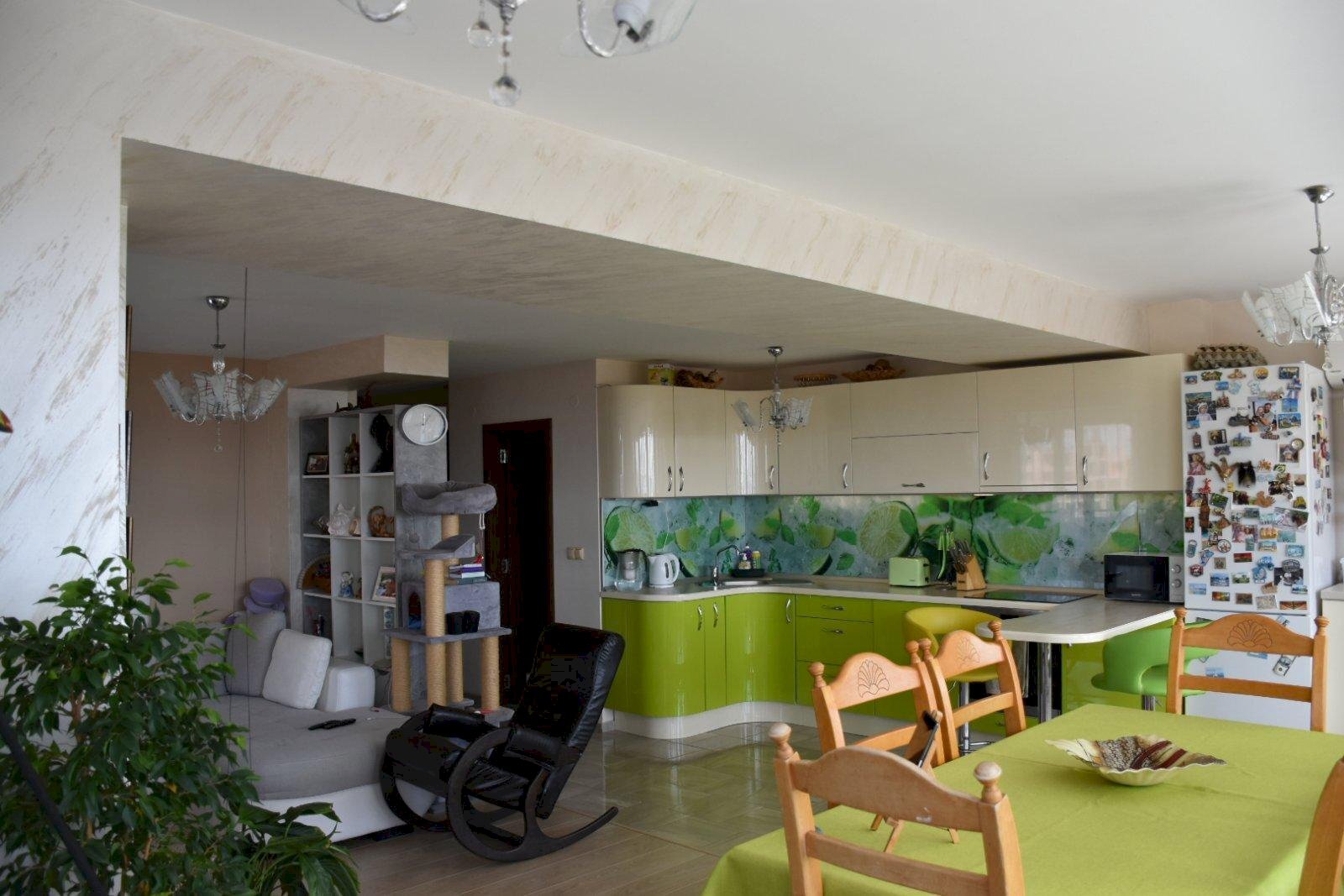 Three-room apartment Burgas (neighborhood Сарафово) - photo 1