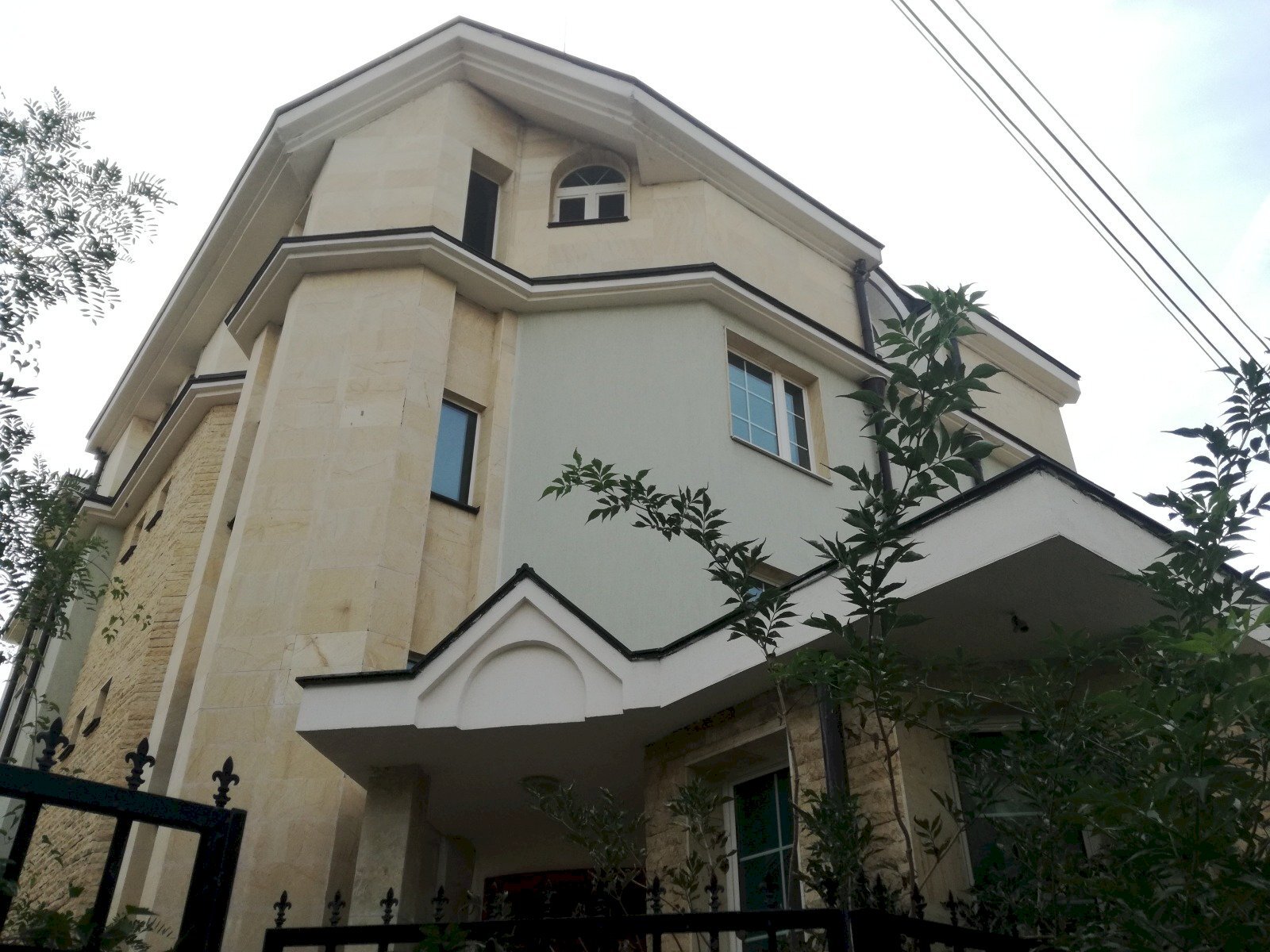Casa indipendente Sofia (zona Лозенец) - foto 1