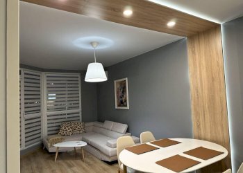 One-room apartment Burgas (neighborhood Изгрев) - photo 1