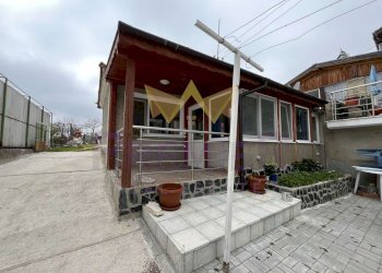 Independent house Varna (neighborhood Виница) - photo 1
