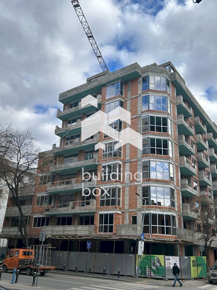 Three-room apartment Plovdiv (neighborhood Център) - photo 1