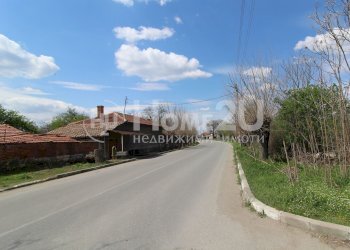 Building land Bratya Daskalovi - photo 1