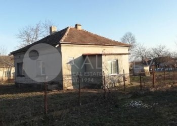Independent house Balchik - photo 1