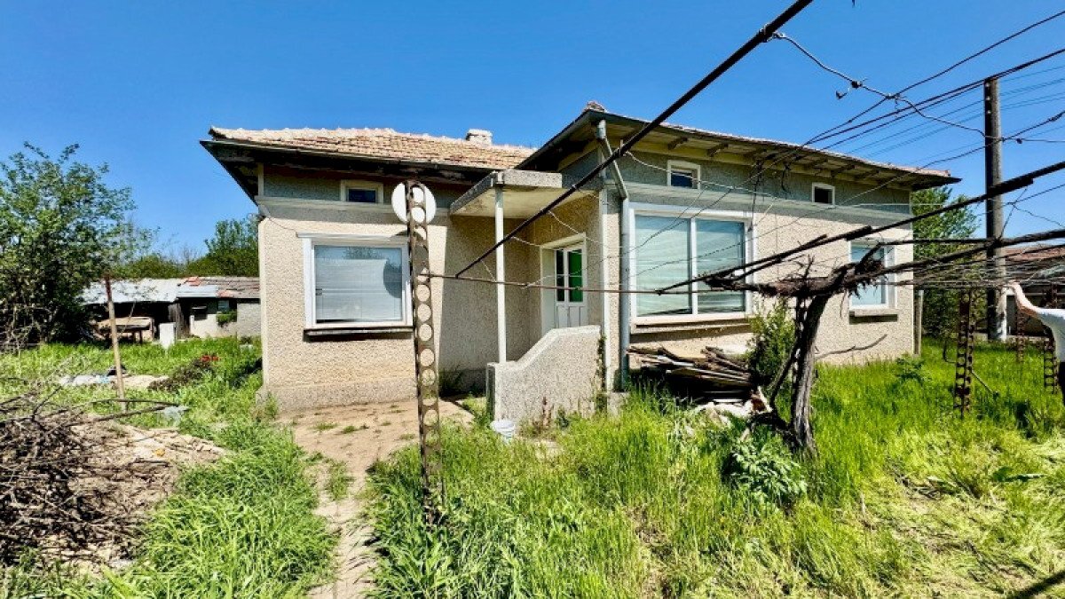 Independent house с. Пчеларово, General Toshevo - photo 1