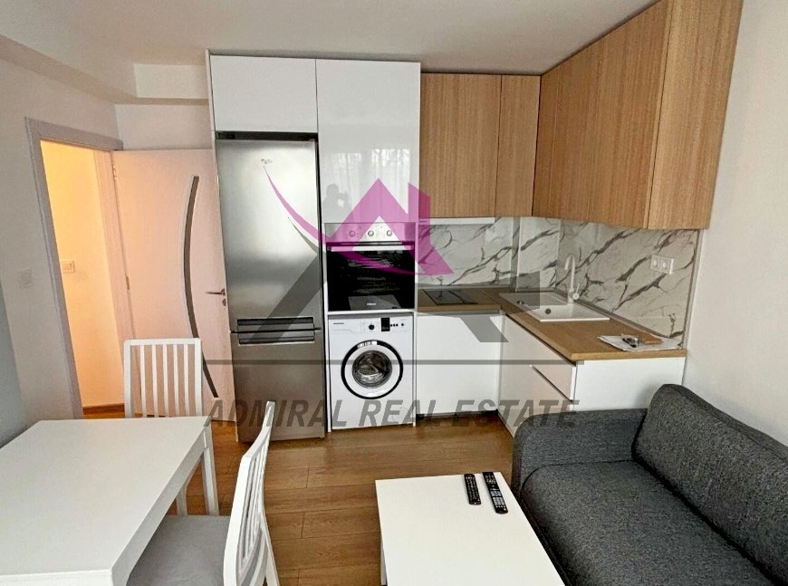 Three-room apartment Varna (neighborhood Зимно кино Тракия) - photo 1