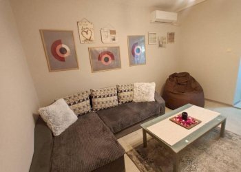 One-room apartment Plovdiv (neighborhood Център) - photo 1