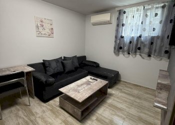 One-room apartment Plovdiv (neighborhood Център) - photo 1