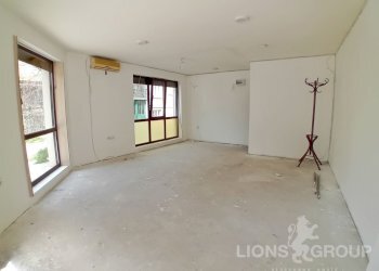 Negozio Varna (zona Колхозен пазар) - foto 1