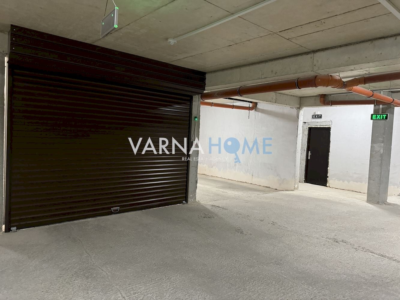 Parking space Varna (neighborhood Център) - photo 1