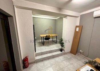 Ufficio Център, Pernik (zona Център) - foto 1