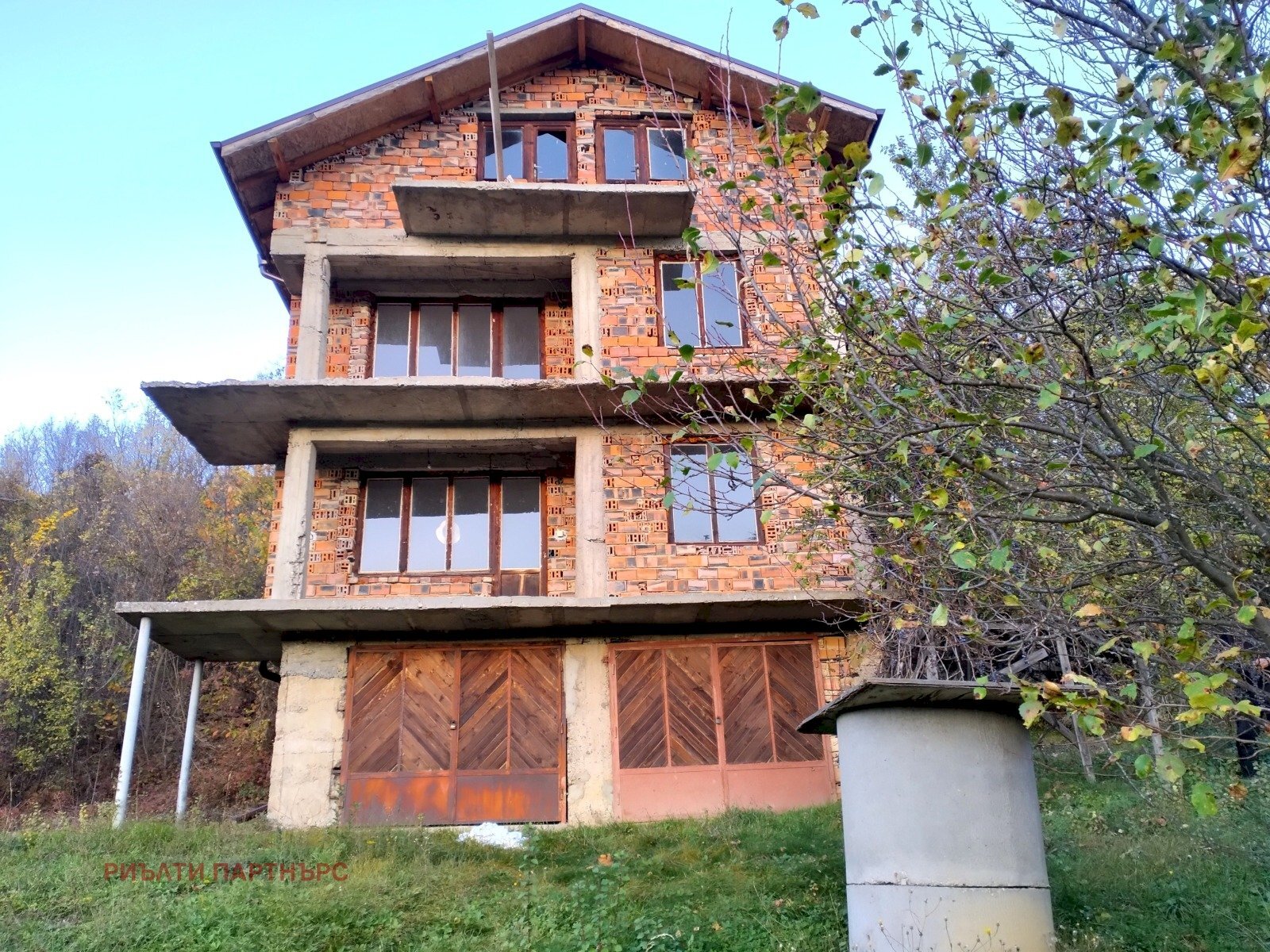 Villa с. Долни Романци, Pernik - foto 1