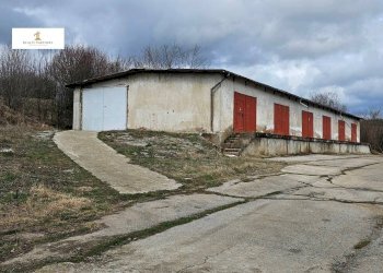 Magazzino гр. Брезник, Pernik - foto 1