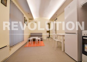 Casa indipendente Sofia (zona Централни Хали / Лъвов мост ) - foto 1