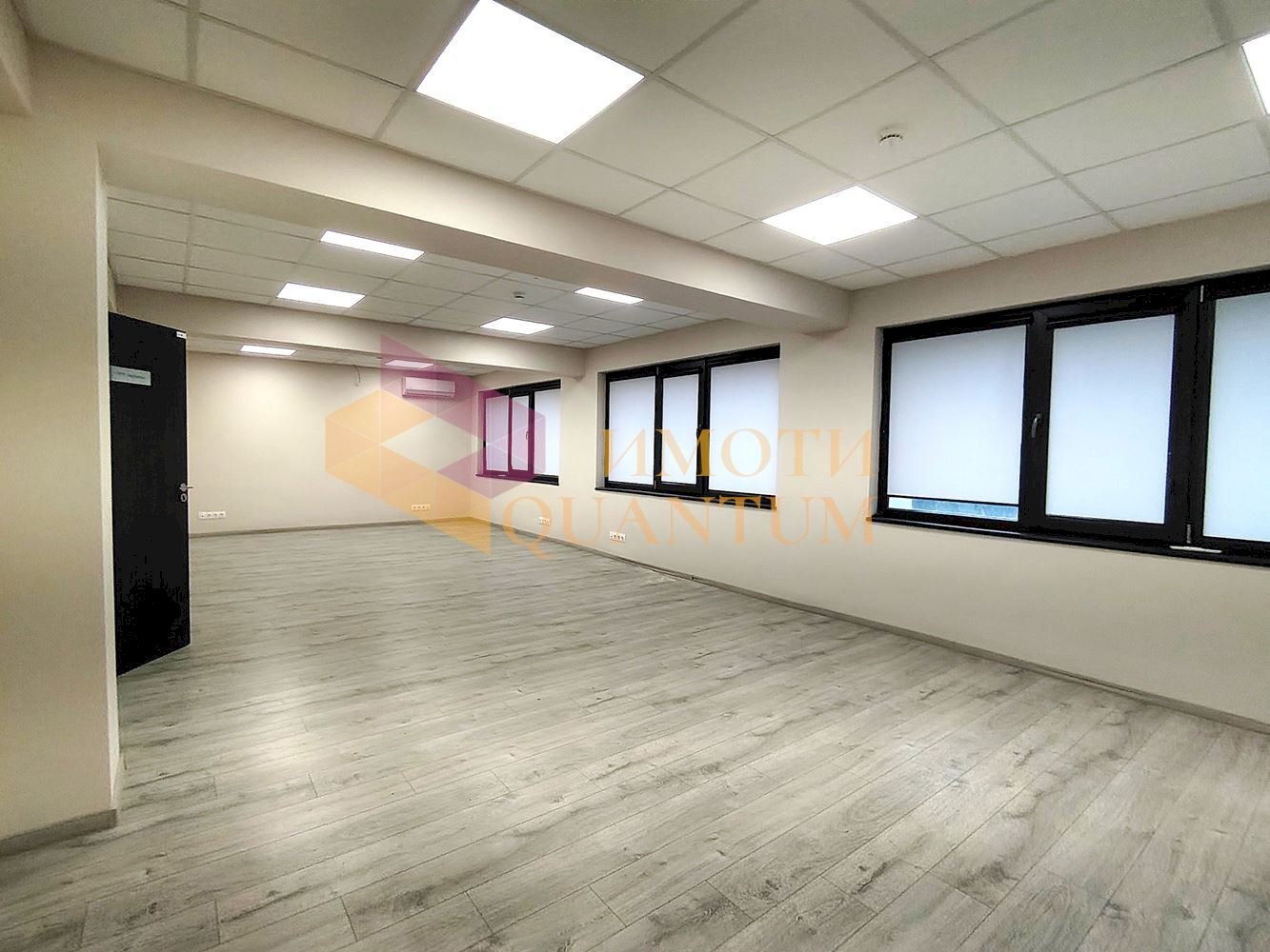 Ufficio Varna (zona Западна промишлена зона) - foto 1