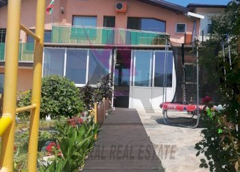 Three-room apartment Varna (neighborhood Левски 1) - photo 1