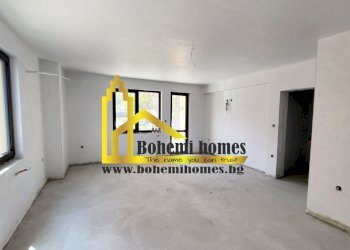 Three-room apartment Asenovgrad - photo 1