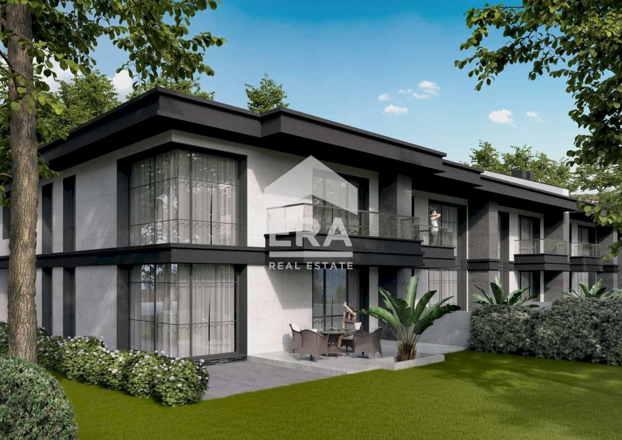 Independent house Haskovo (neighborhood Младежки хълм) - photo 1