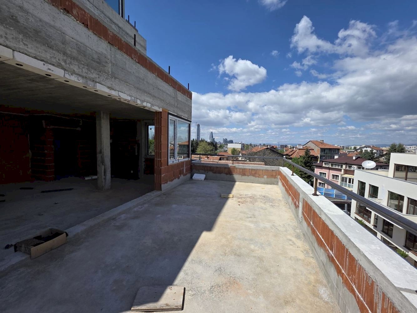 Four-room apartment Sofia (neighborhood Горубляне) - photo 1