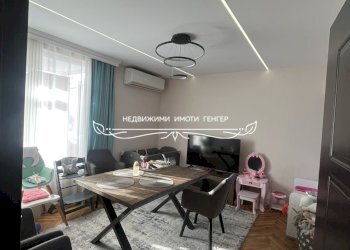 Three-room apartment Karnobat - photo 1