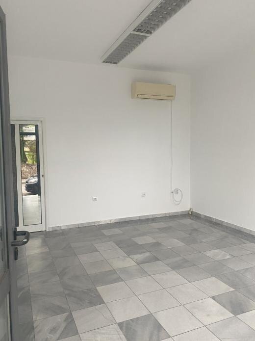 Negozio Plovdiv (zona Кършияка) - foto 1