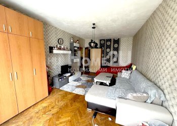 Two-room apartment Pernik (neighborhood Изток) - photo 1