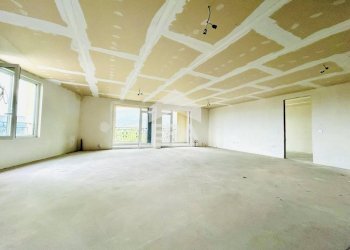 Three-room apartment Sofia (neighborhood Хладилника) - photo 1