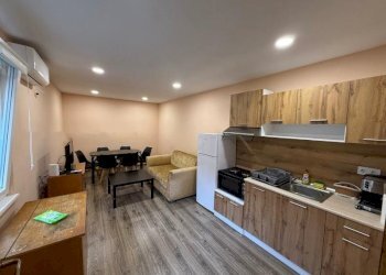 Casa indipendente Sofia (zona Централни Хали / Лъвов мост ) - foto 1