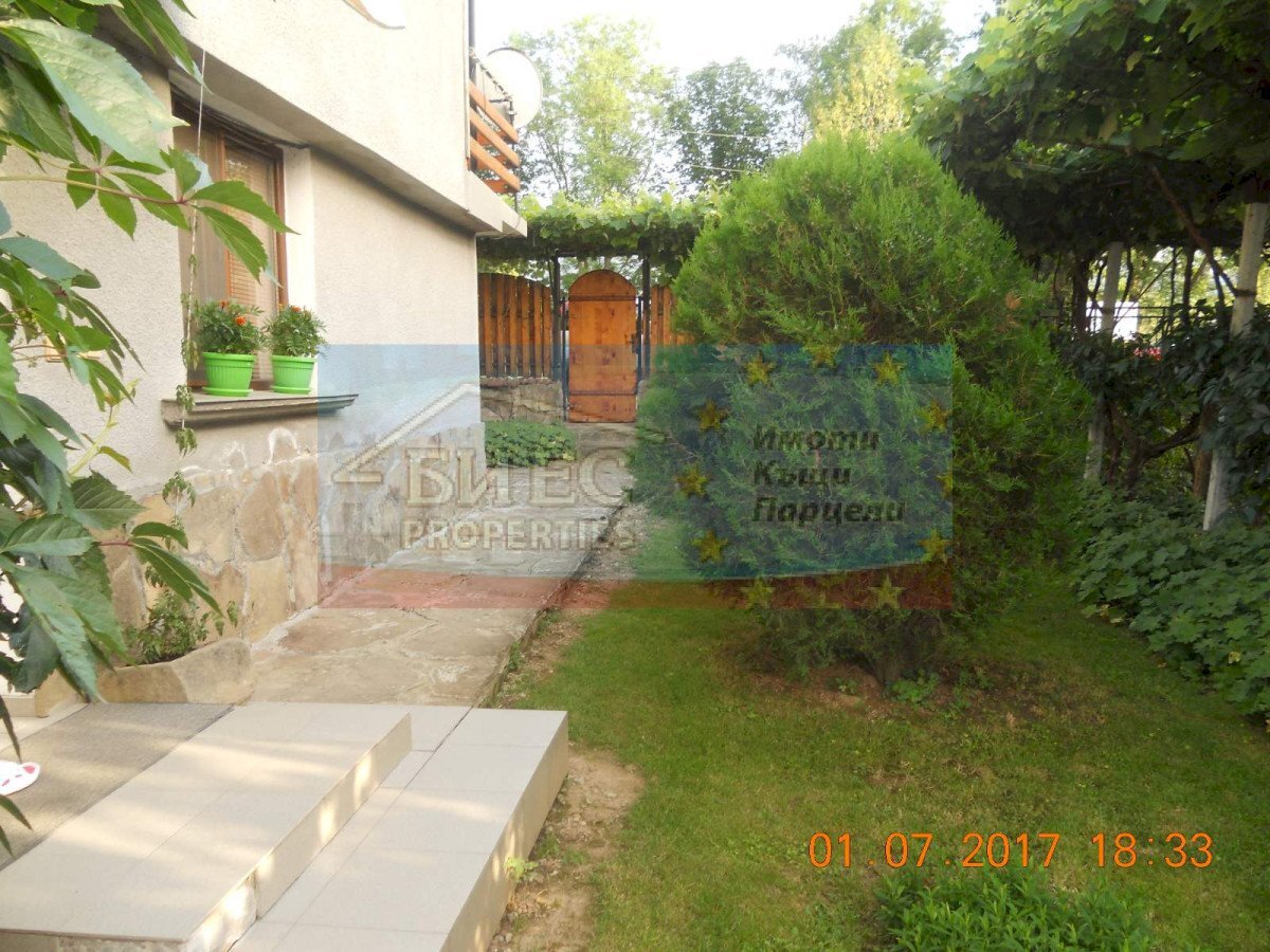 Independent house с. Разлив, Pravec - photo 1