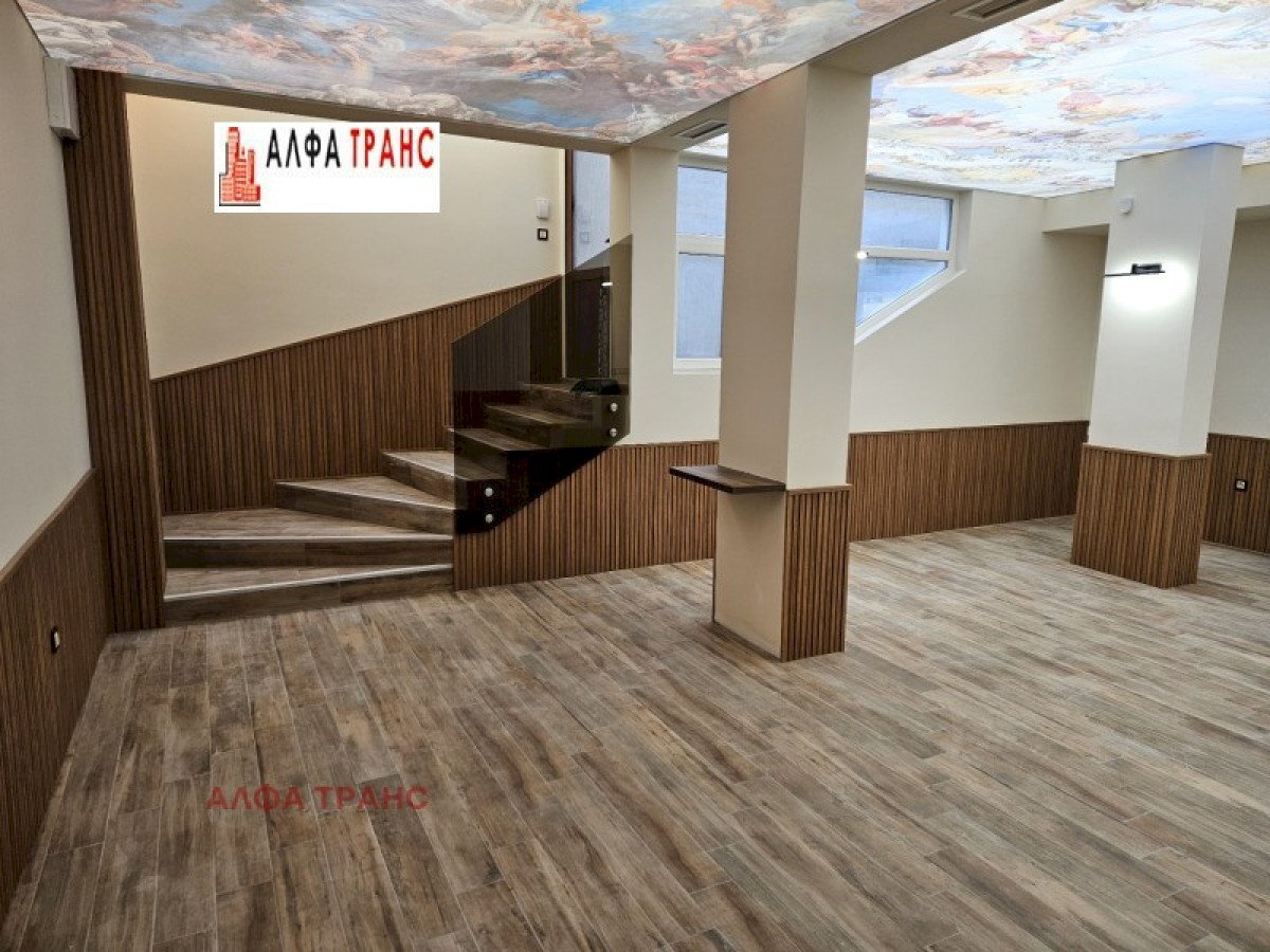 Commercial Premises Varna - photo 1