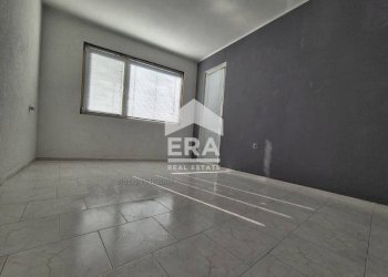 Trilocale Каменни, Haskovo - foto 1