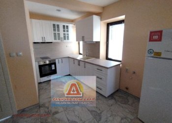 Villa Shumen (neighborhood Томбул джамия) - photo 1