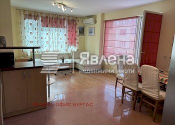 Apartment Burgas (neighborhood Център) - photo 1