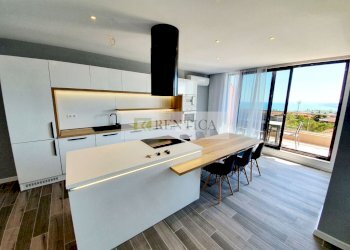 Quadrilocale Varna (zona м-т Траката) - foto 1