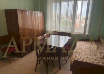 One-room apartment Plovdiv (neighborhood Южен) - photo 1