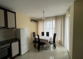 Monolocale Varna (zona Общината) - foto 1
