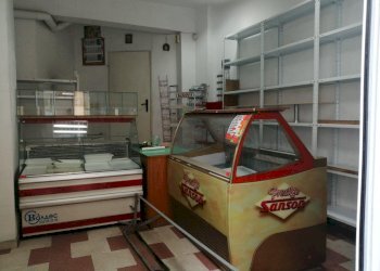 Shop Plovdiv (neighborhood Каменица 1) - photo 1
