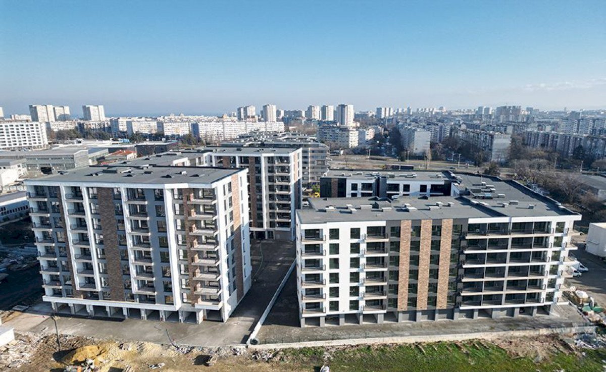 Commercial Premises Burgas (neighborhood Славейков) - photo 1