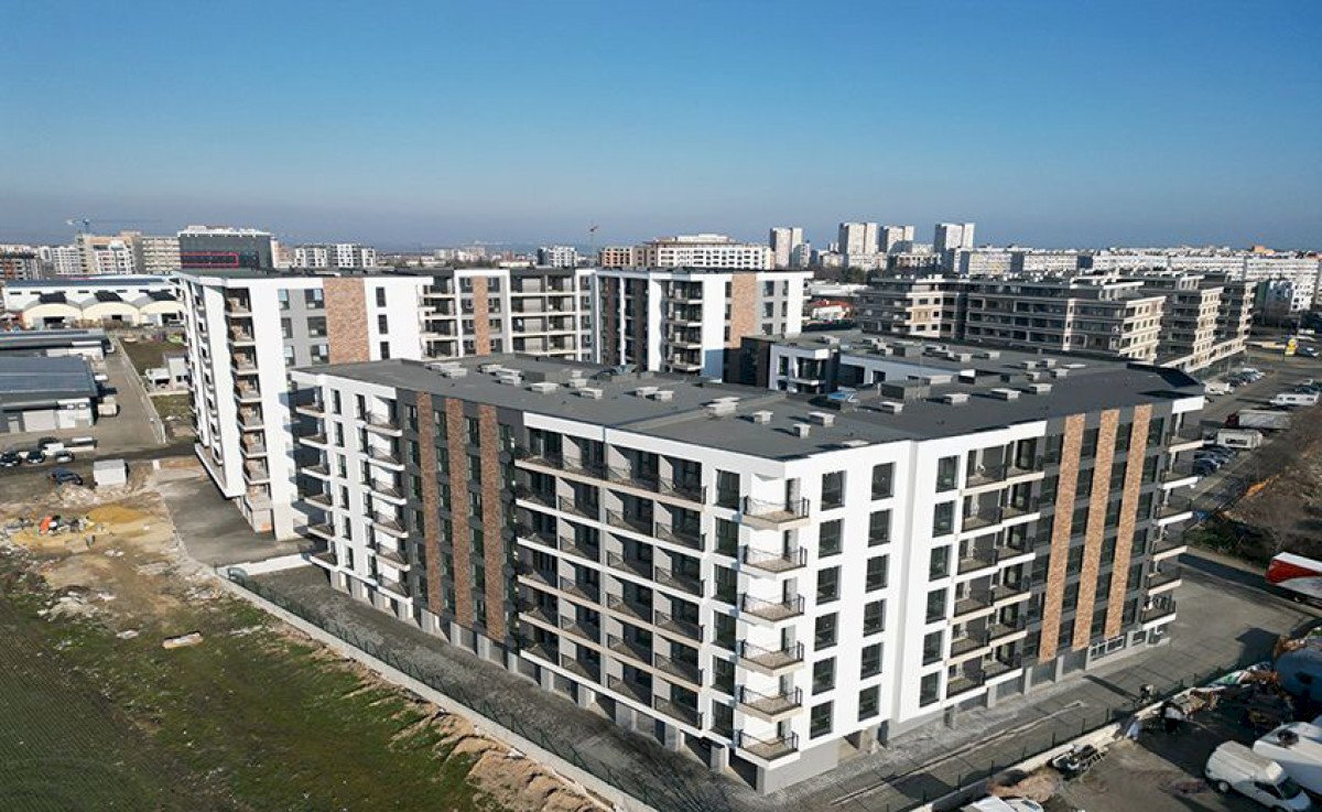Three-room apartment Burgas (neighborhood Славейков) - photo 1
