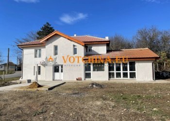 Villa с. Изгрев, Suvorovo - photo 1
