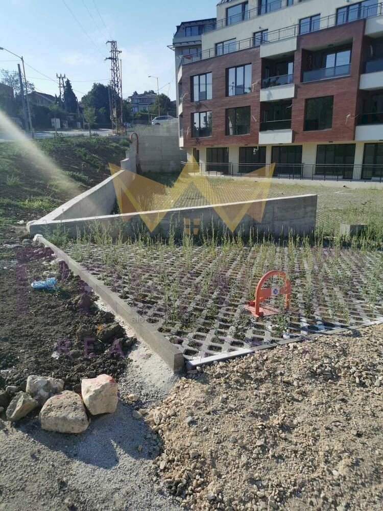 Parking space Varna (neighborhood Виница) - photo 1