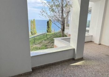 Trilocale Byala Slatina - foto 1
